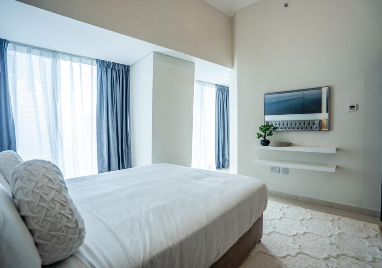 Nasma Luxury Stays - Cayan Tower Dubai Esterno foto