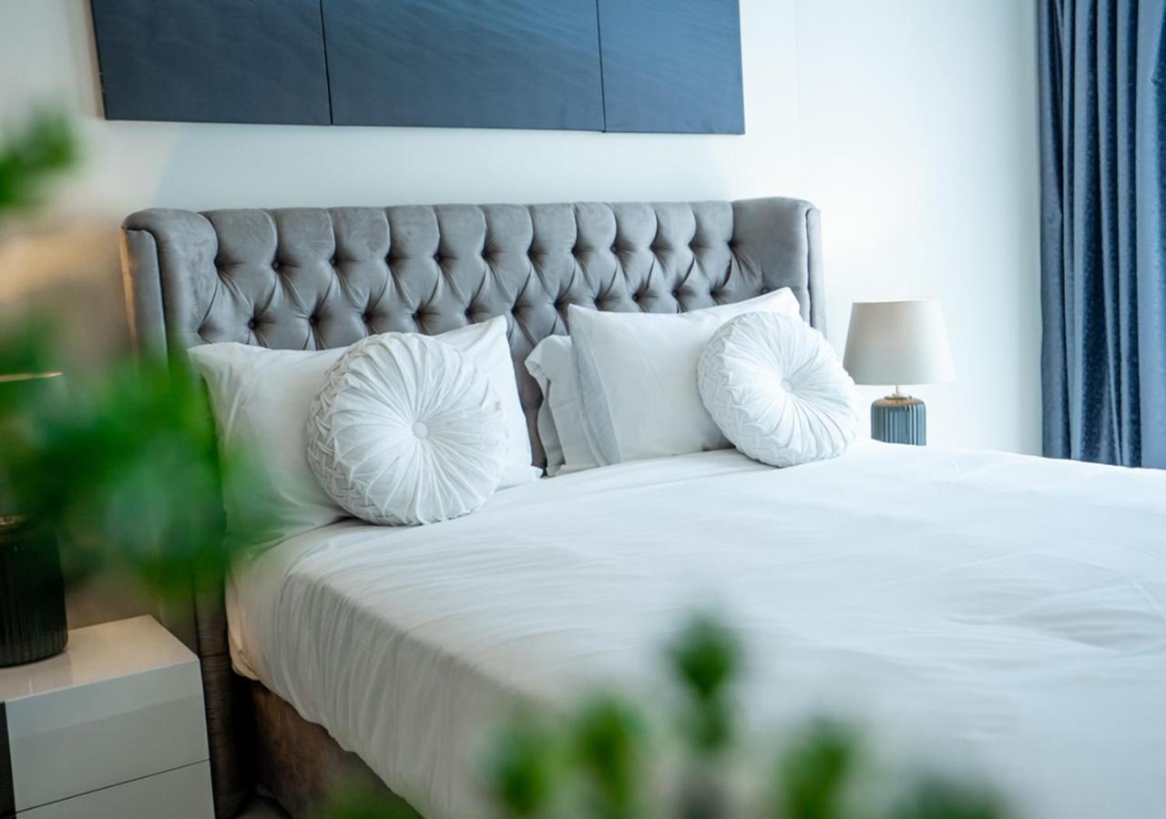 Nasma Luxury Stays - Cayan Tower Dubai Esterno foto