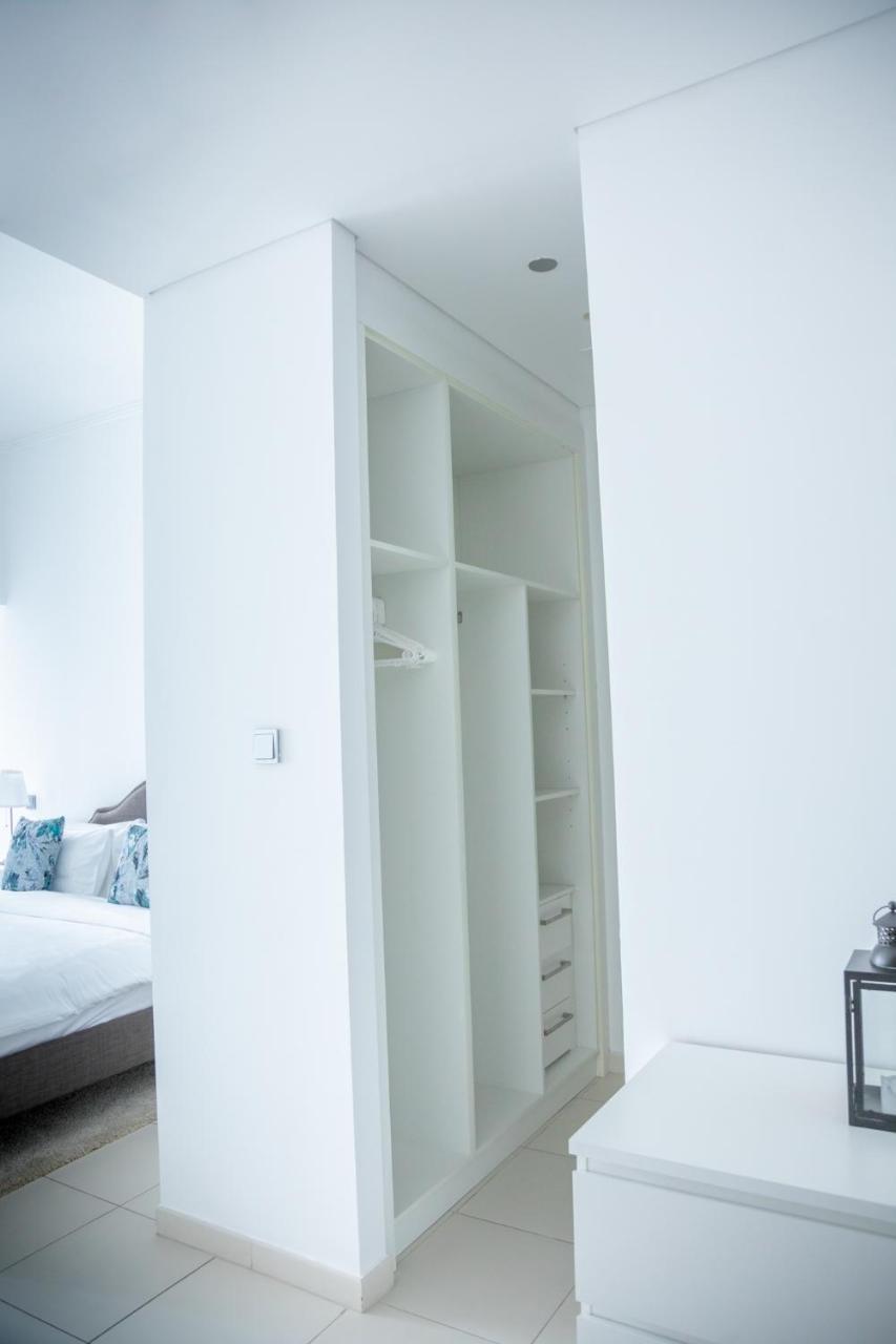 Nasma Luxury Stays - Cayan Tower Dubai Esterno foto